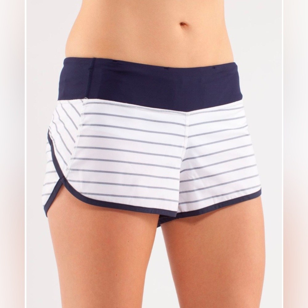 Lululemon rare speed short stripes mid rise 6